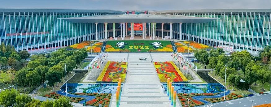 1恒基利马格兰全新亮相第五届进博会.jpg